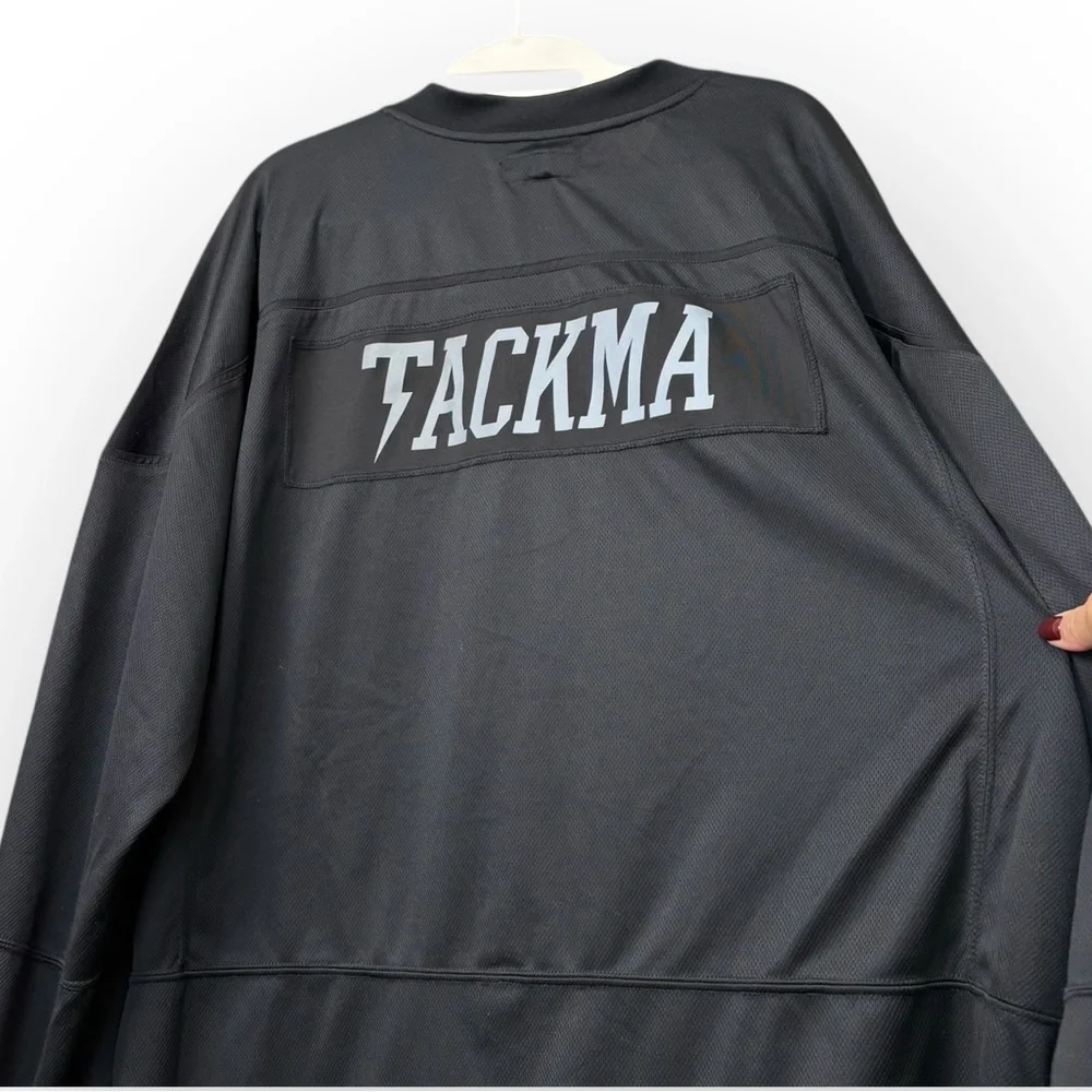 NEW Tackma Men’s Black Long Sleeve‎ Jersey Blue Logo Size XL